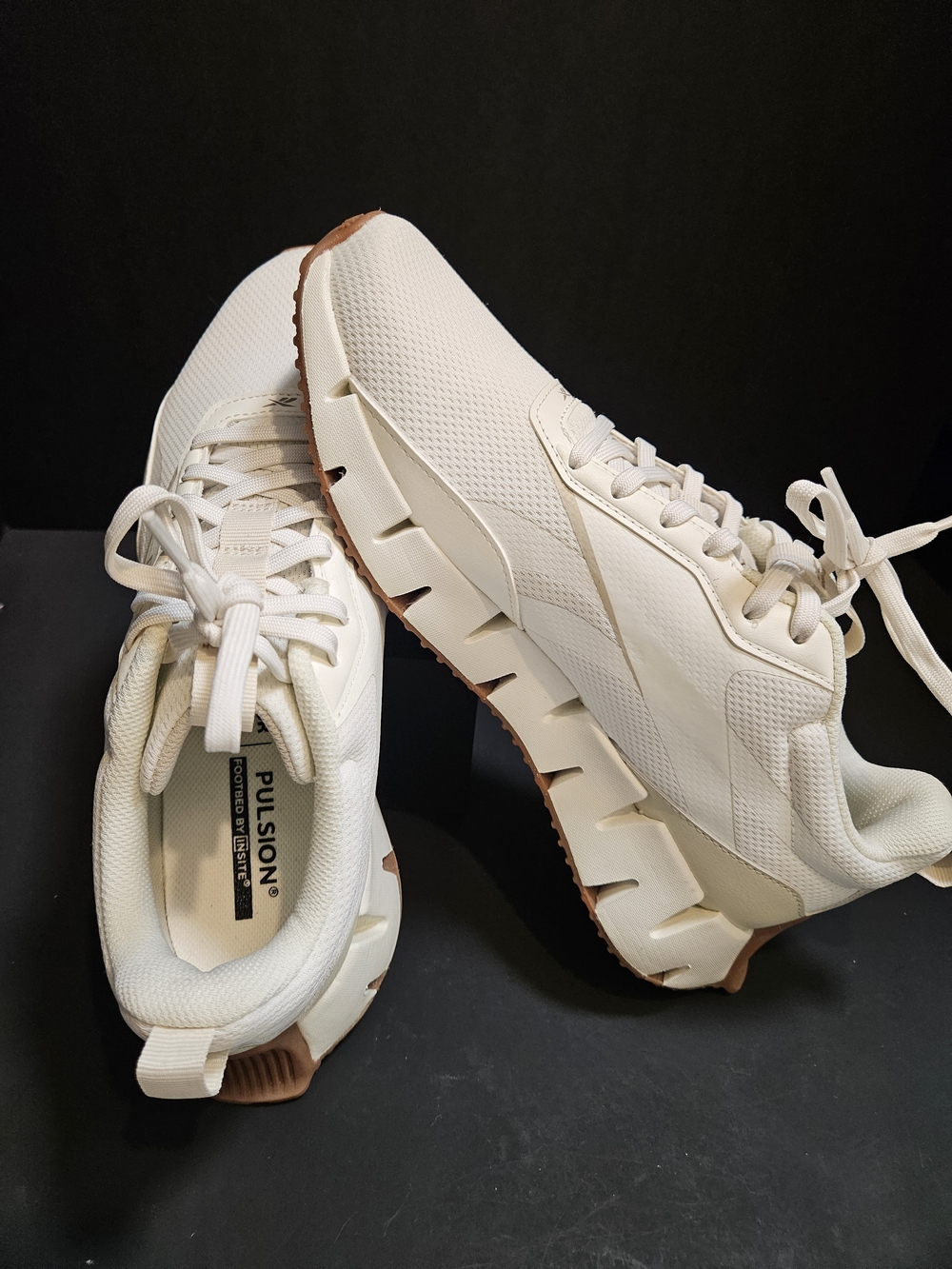 Reebok Women's Zig Dynamica Running Shoes Size 10 NWOB Cream Beige Sneakers - Picture 10 of 16